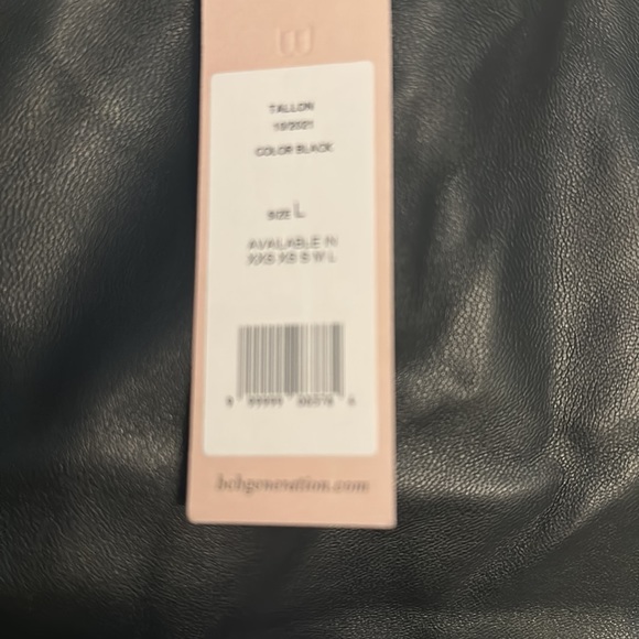 Crop Top - Picture 2 of 2